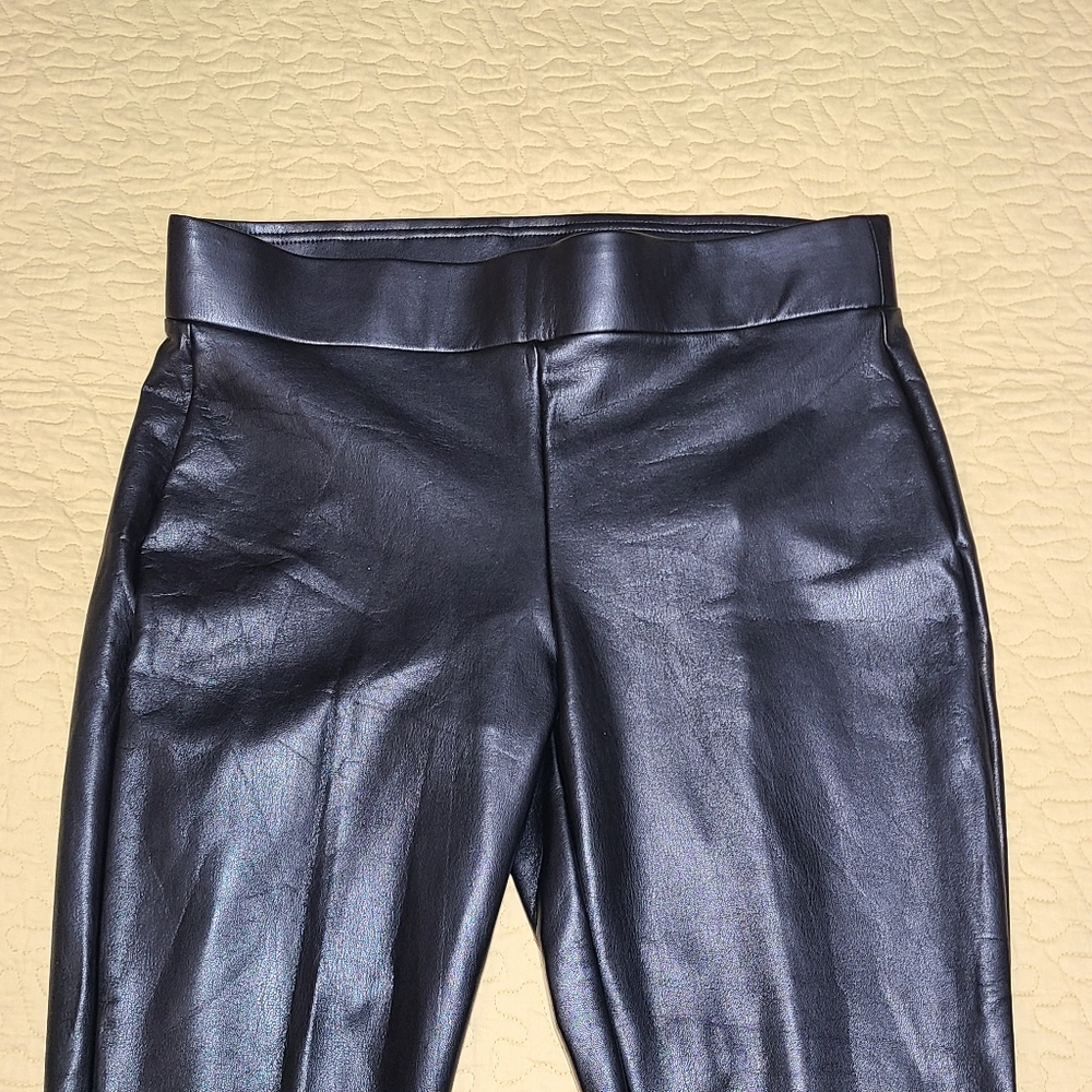 Loft Faux Leather leggings size M - Picture 4 of 11